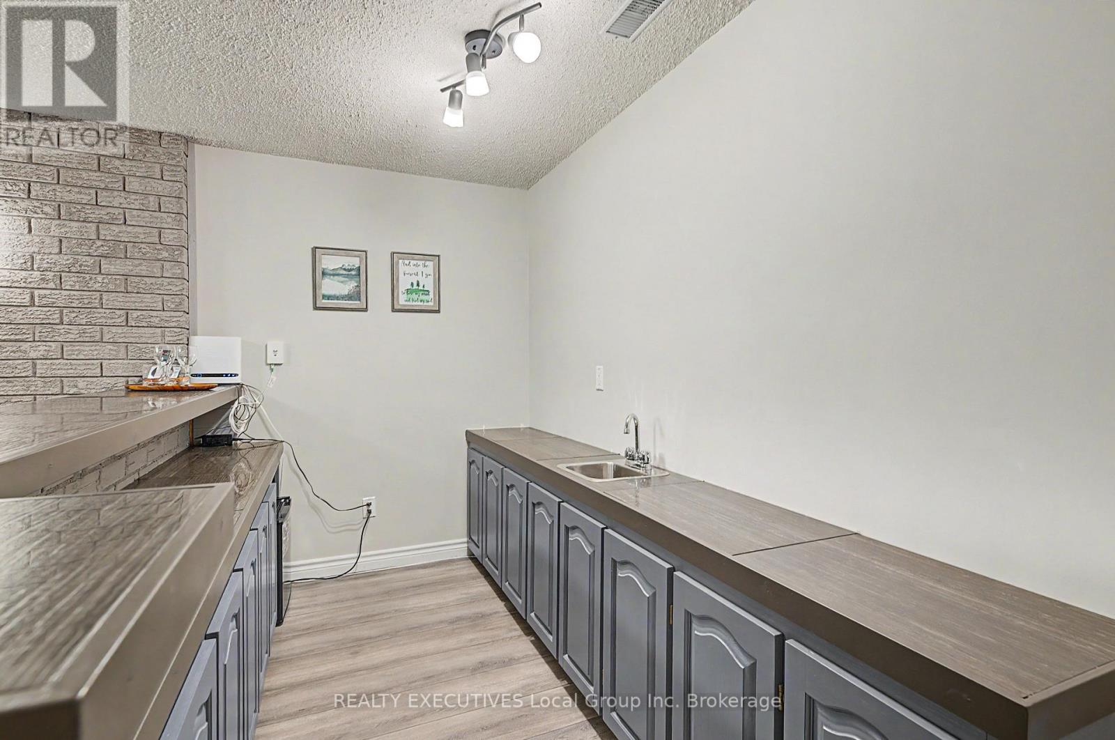 243 LITTLE DOWN LANE - Image 32