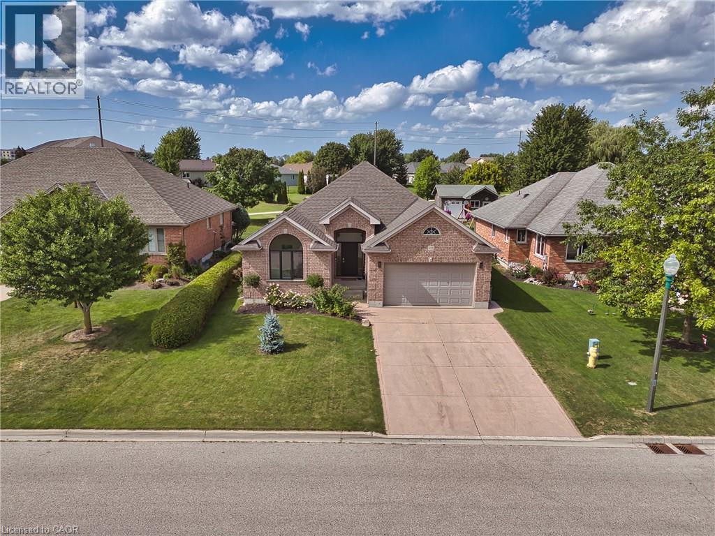 635 RIVERVIEW Drive - 3