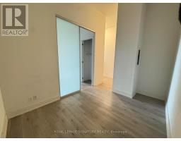 802 - 111 St Clair Avenue W, Toronto, ON M4V1N5 Photo 12