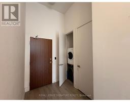 802 - 111 St Clair Avenue W, Toronto, ON M4V1N5 Photo 15
