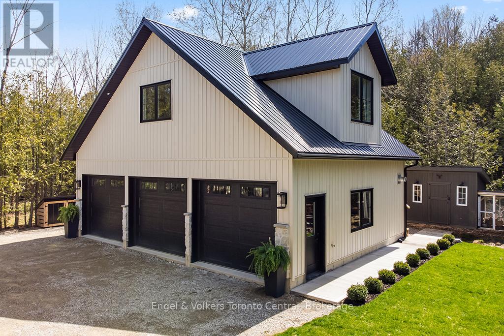 138 WILSON DRIVE - Image 40