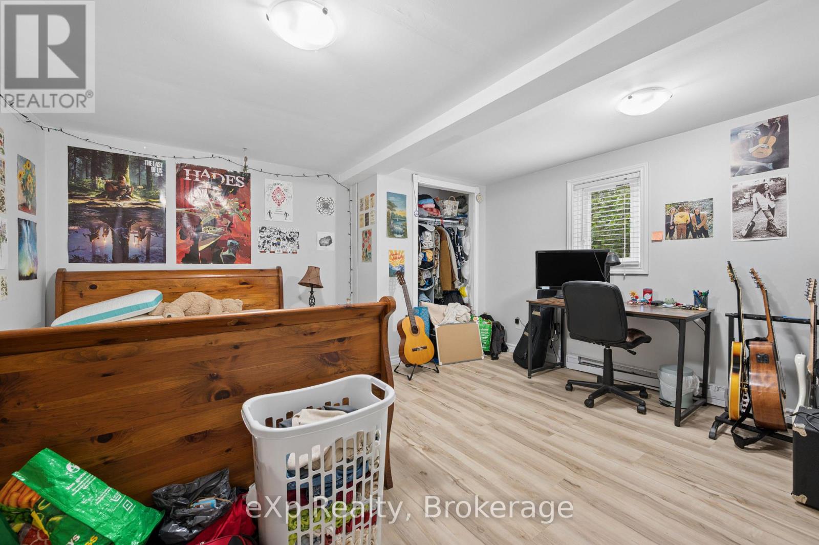 39 KEATS CRESCENT - Image 32