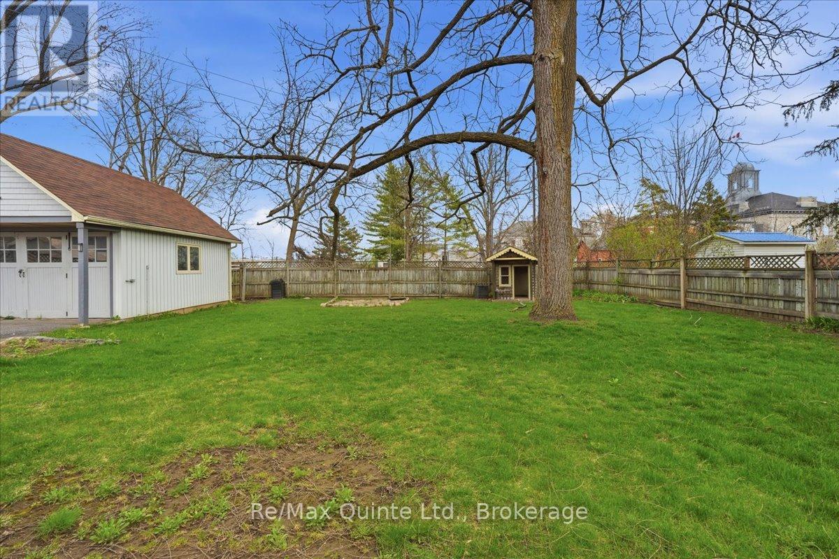 219 EAST STREET - 10