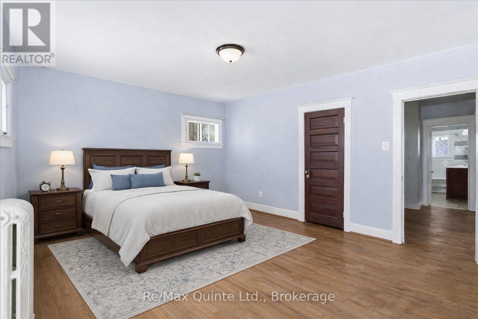 219 EAST STREET - 34