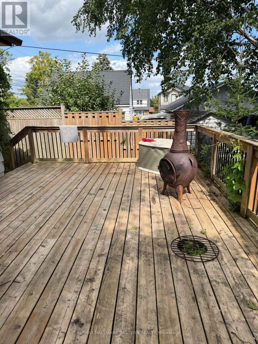 413 BELLEVUE STREET - Image 26