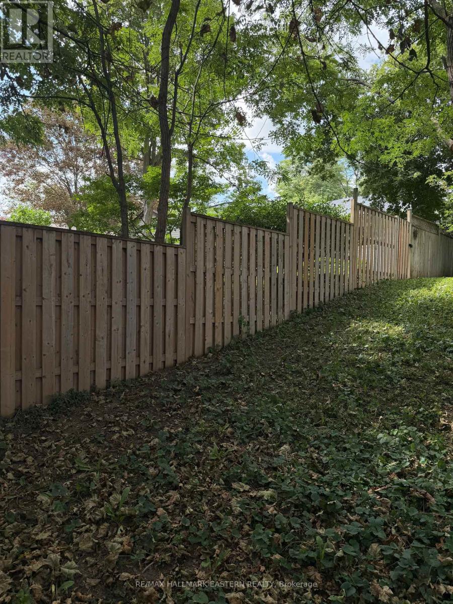 413 BELLEVUE STREET - Image 30