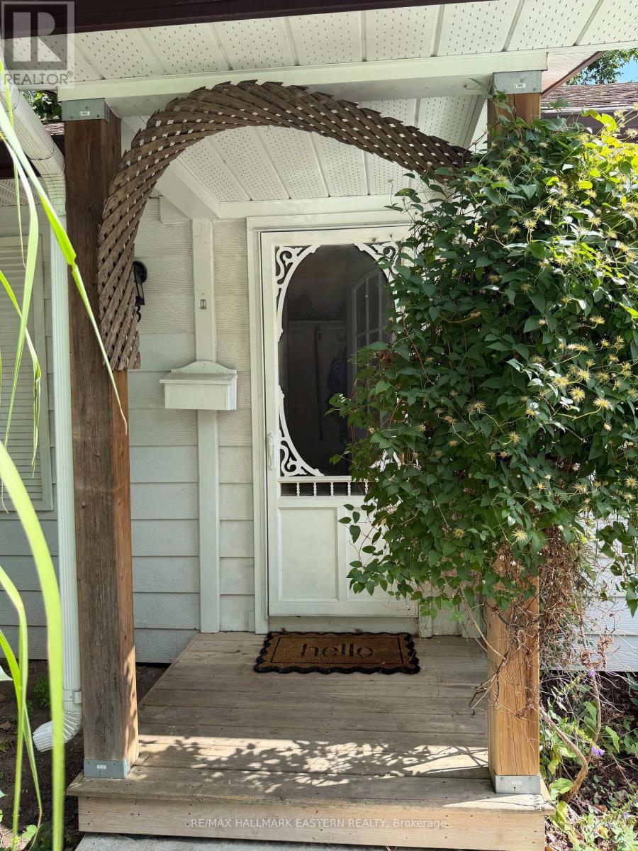 413 BELLEVUE STREET - Image 34