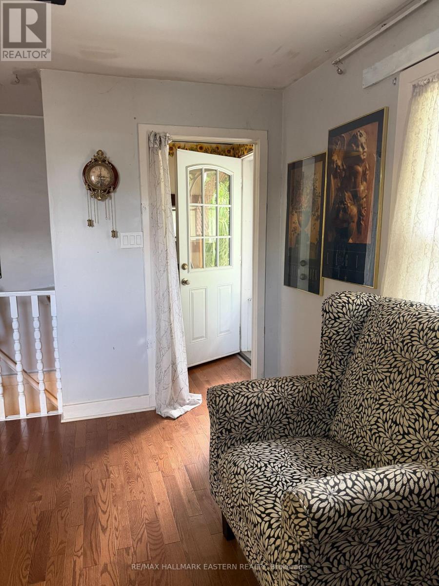413 BELLEVUE STREET - Image 4