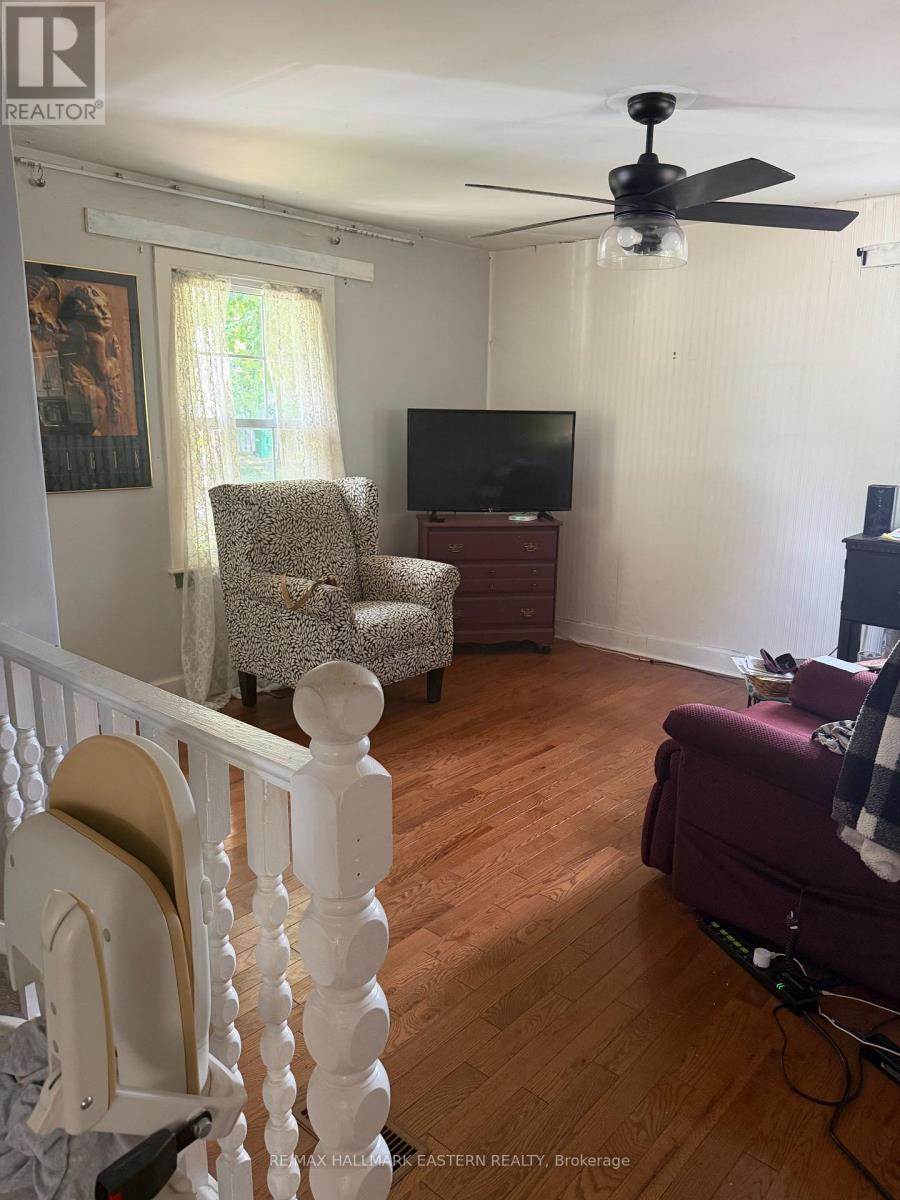 413 BELLEVUE STREET - Image 6