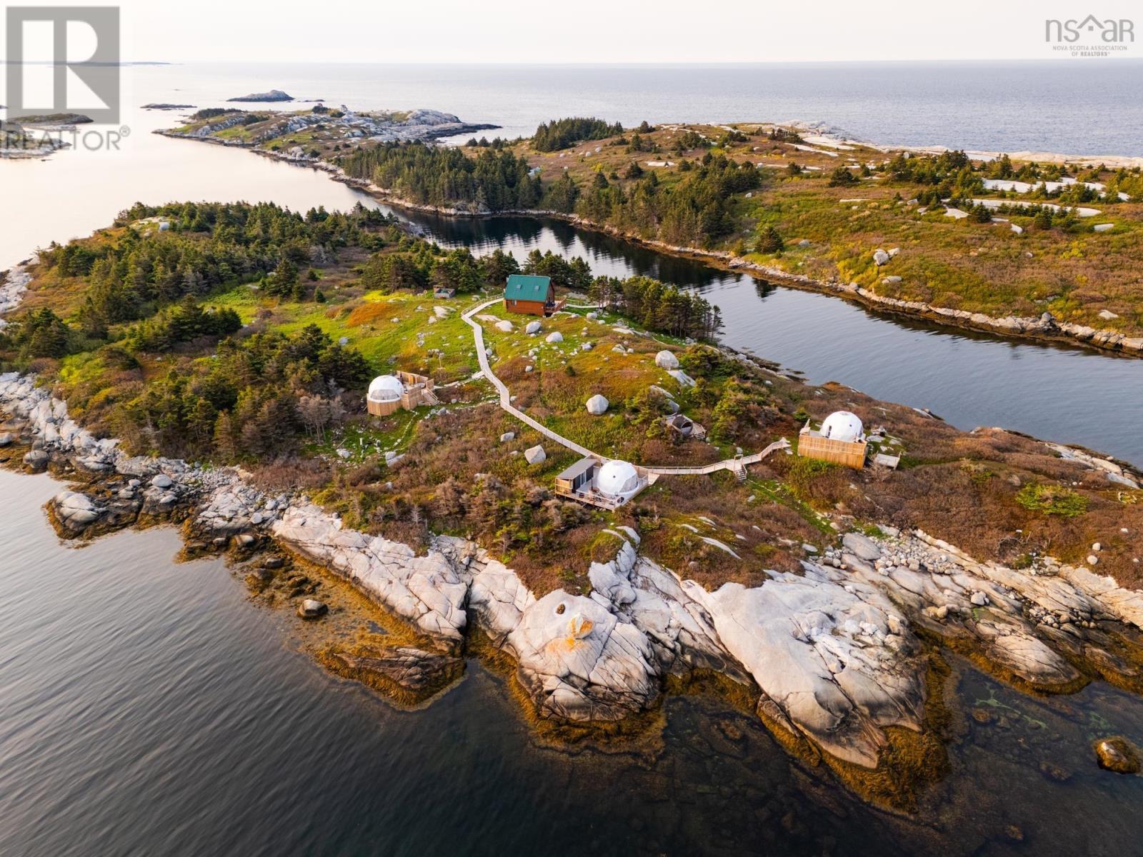 8 Simmons Island, Water Access
