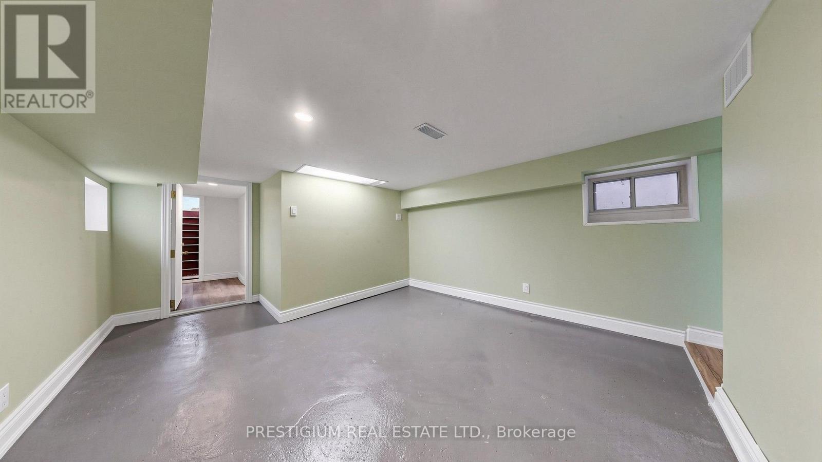 65 ELDON AVENUE - 18