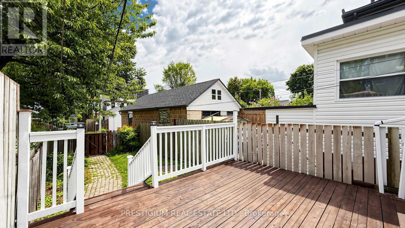 65 ELDON AVENUE - 26