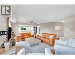 Living room - 20 Shortill Road, Halton Hills, ON L7G4S4 Photo 19
