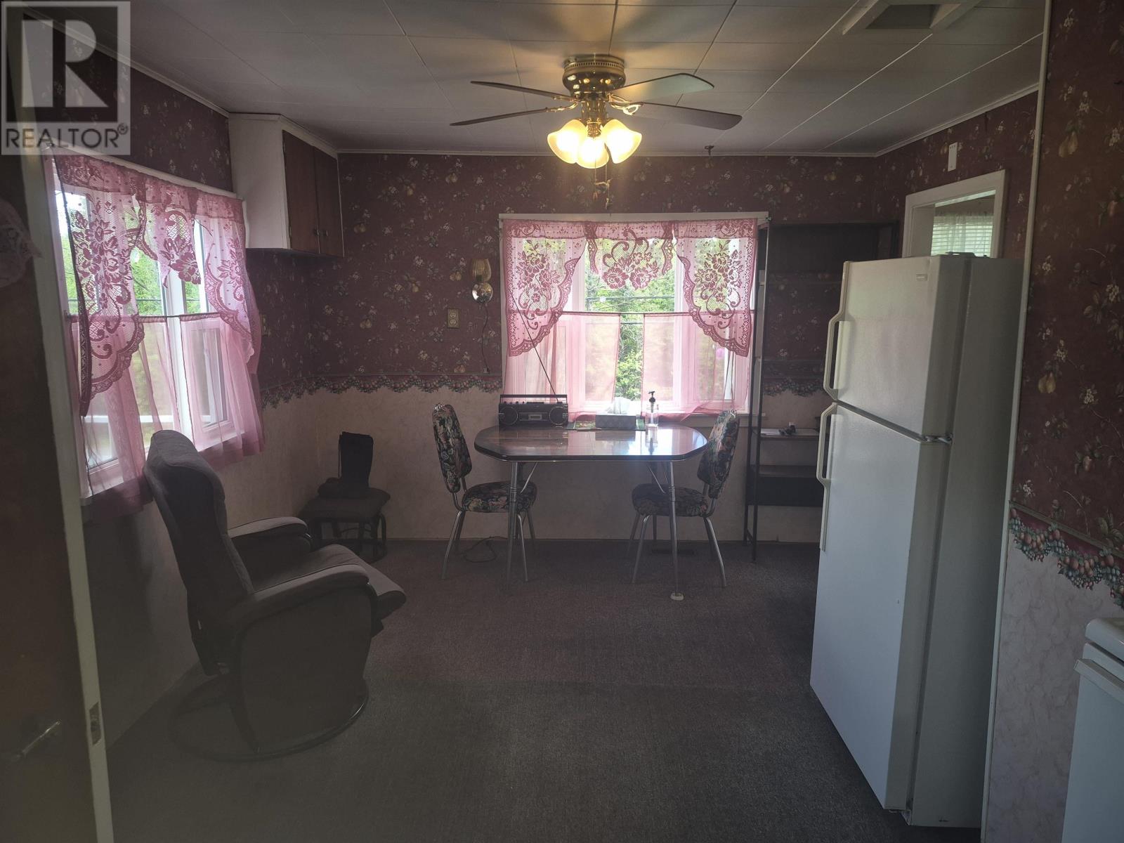 2953 Cornwall Road - 18