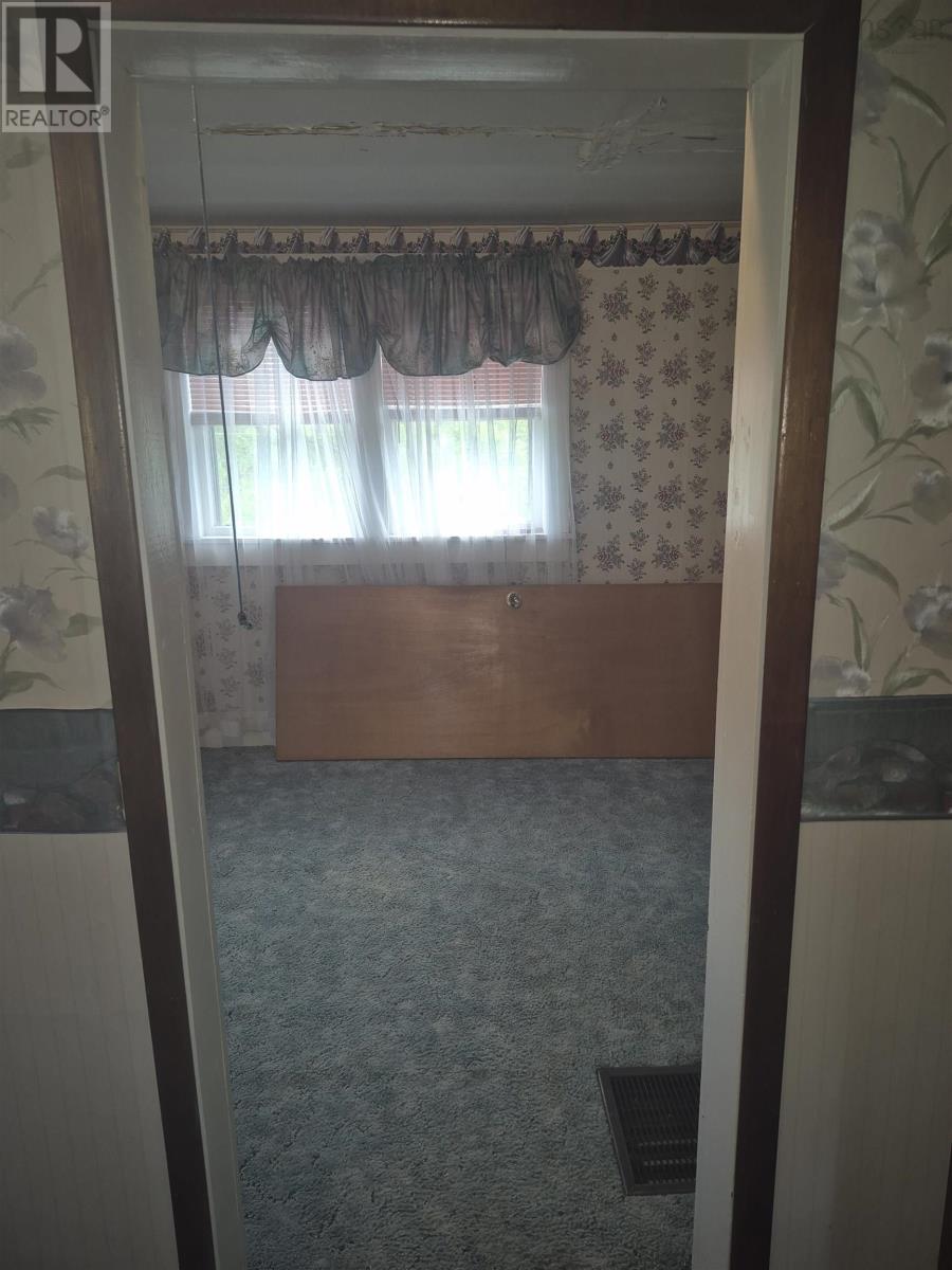 2953 Cornwall Road - 41