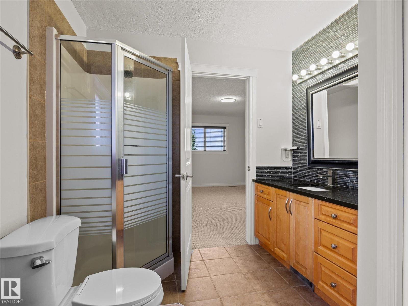 4704 160 AV NW - 26