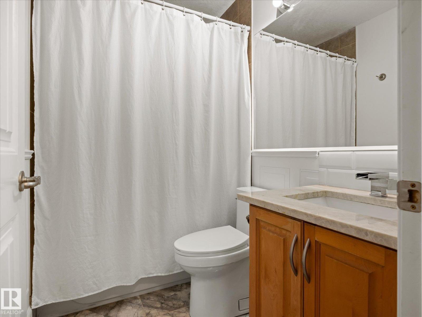 4704 160 AV NW - 29