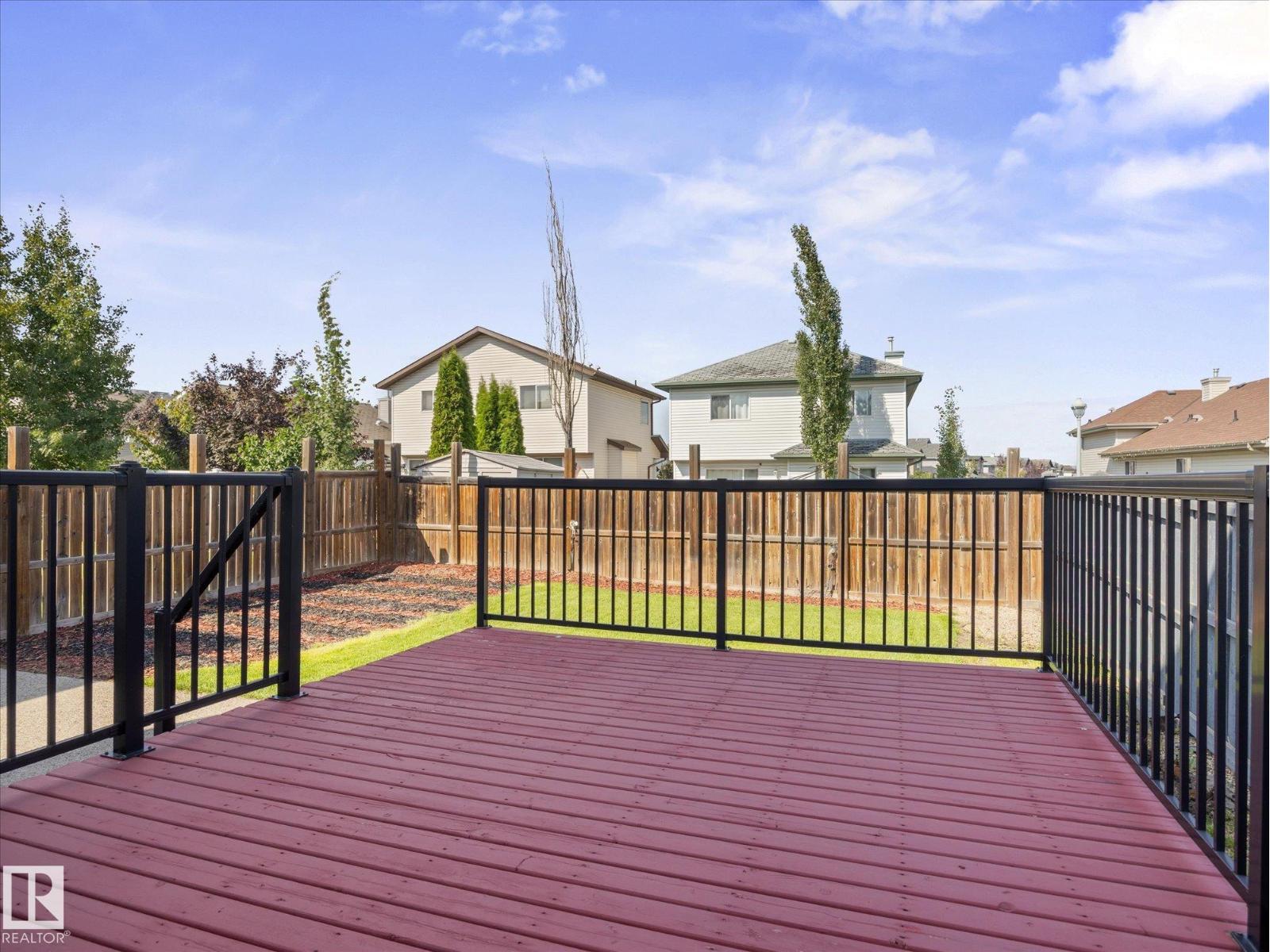 4704 160 AV NW - 34