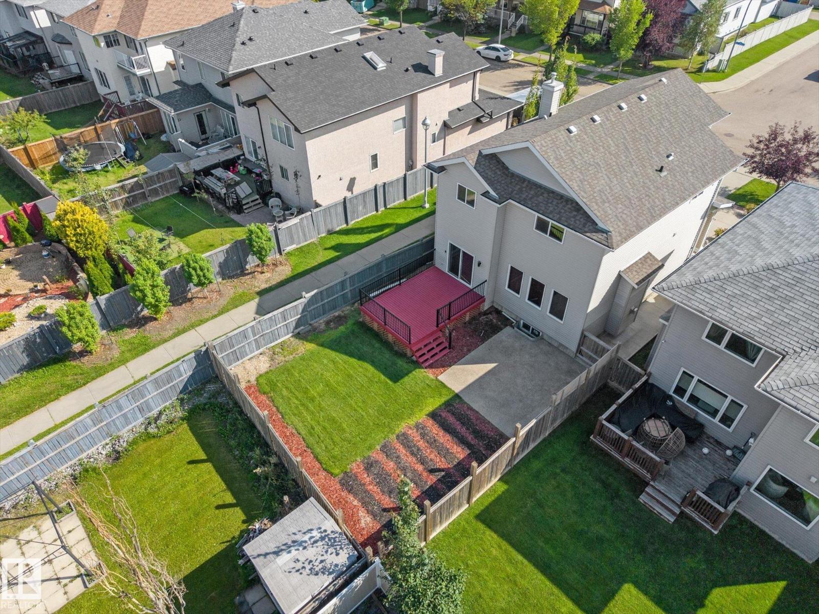 4704 160 AV NW - 40