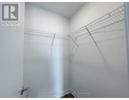 616 - 38 Honeycrisp Crescent, Vaughan, ON L4K0M7 Photo 10