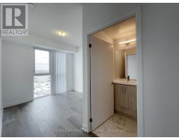 616 - 38 Honeycrisp Crescent, Vaughan, ON L4K0M7 Photo 8