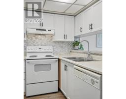 611 - 309 Major Mackenzie Avenue, Richmond Hill, ON L4V9Y5 Photo 16