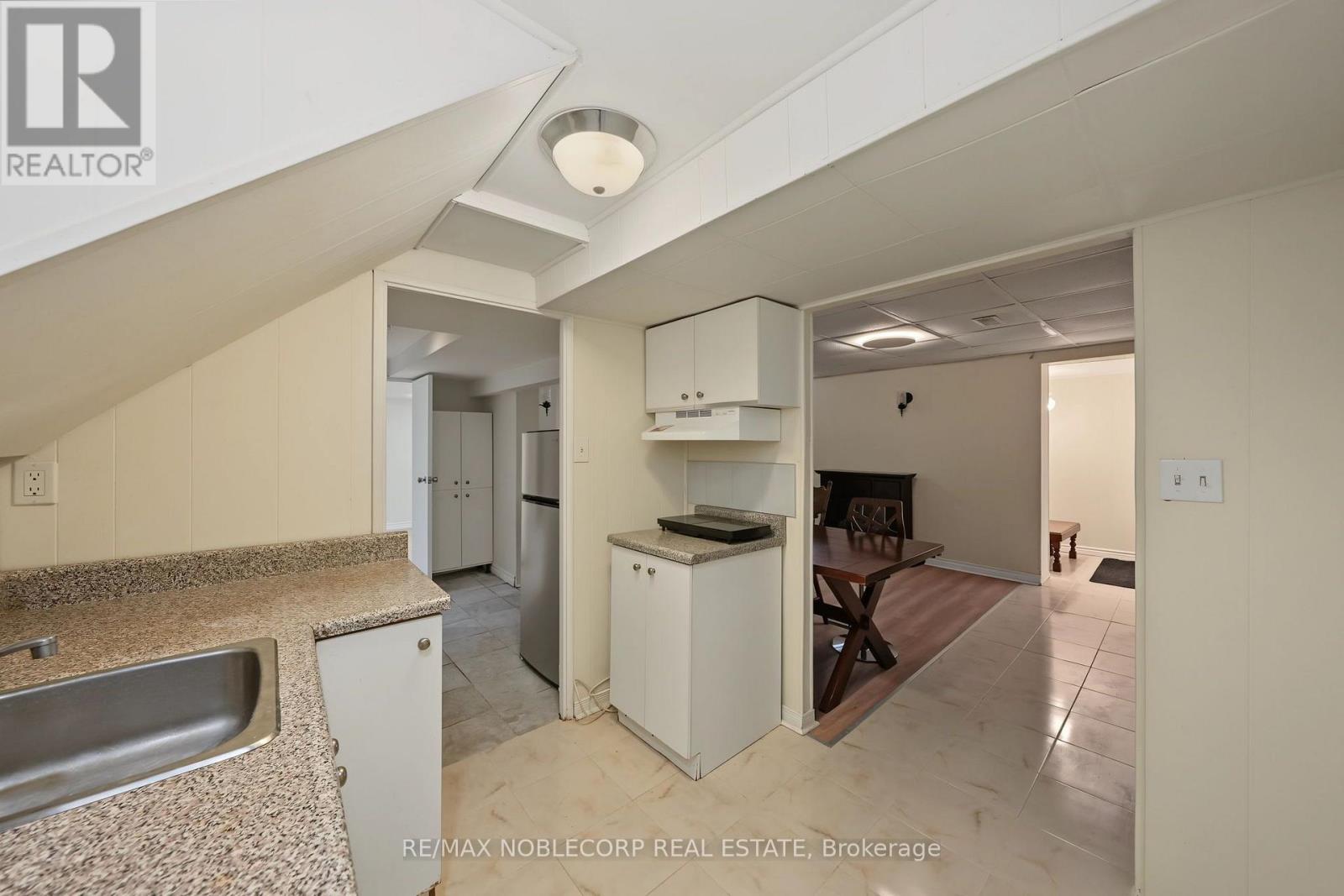 166 COLLINGS AVENUE - Image 23