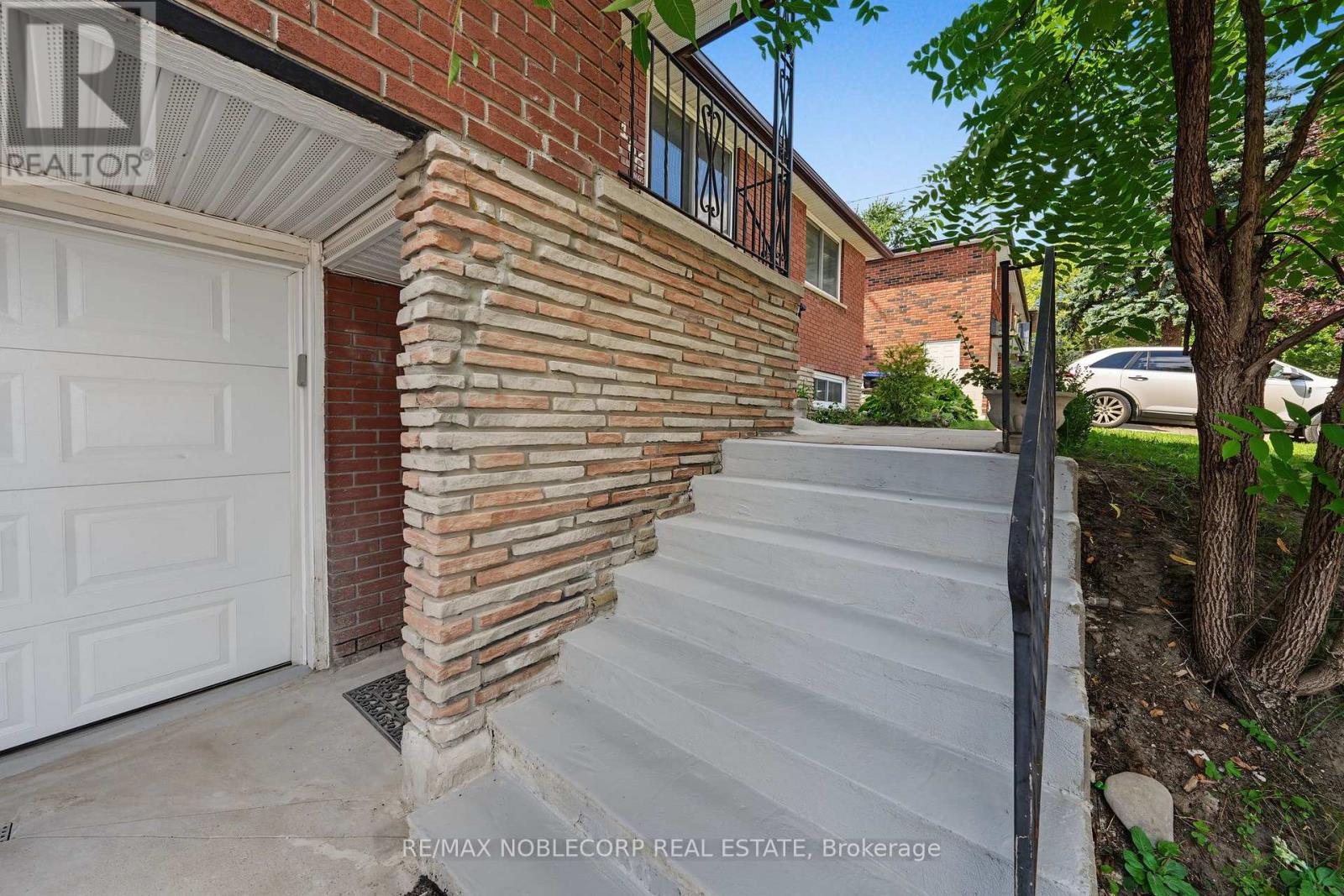 166 COLLINGS AVENUE - Image 4