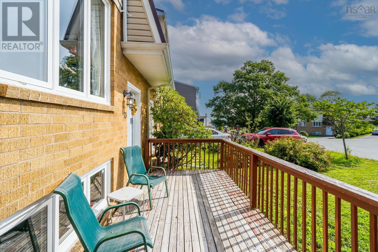Property 33 of 48 of 13 Heathland Way