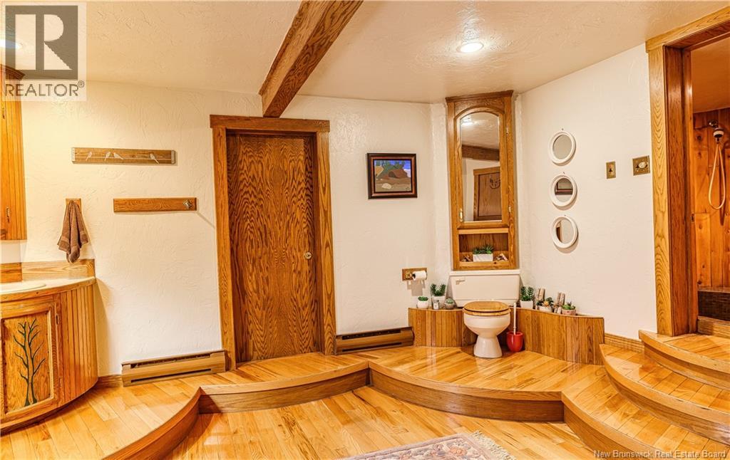 60 White Settlement Road - Image 12