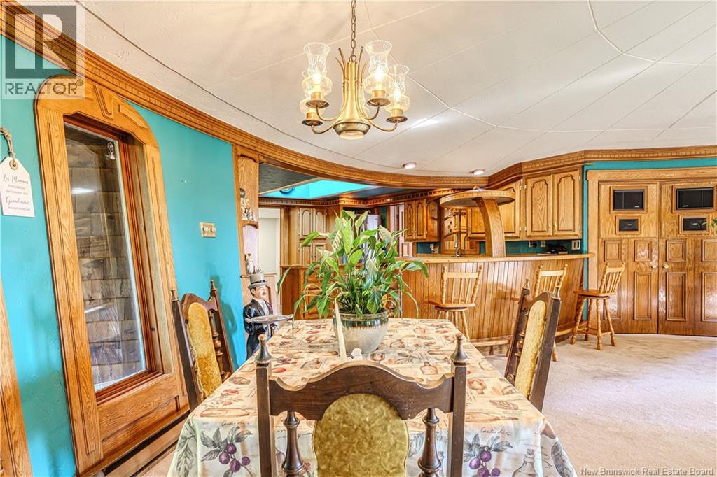 60 White Settlement Road - Image 20