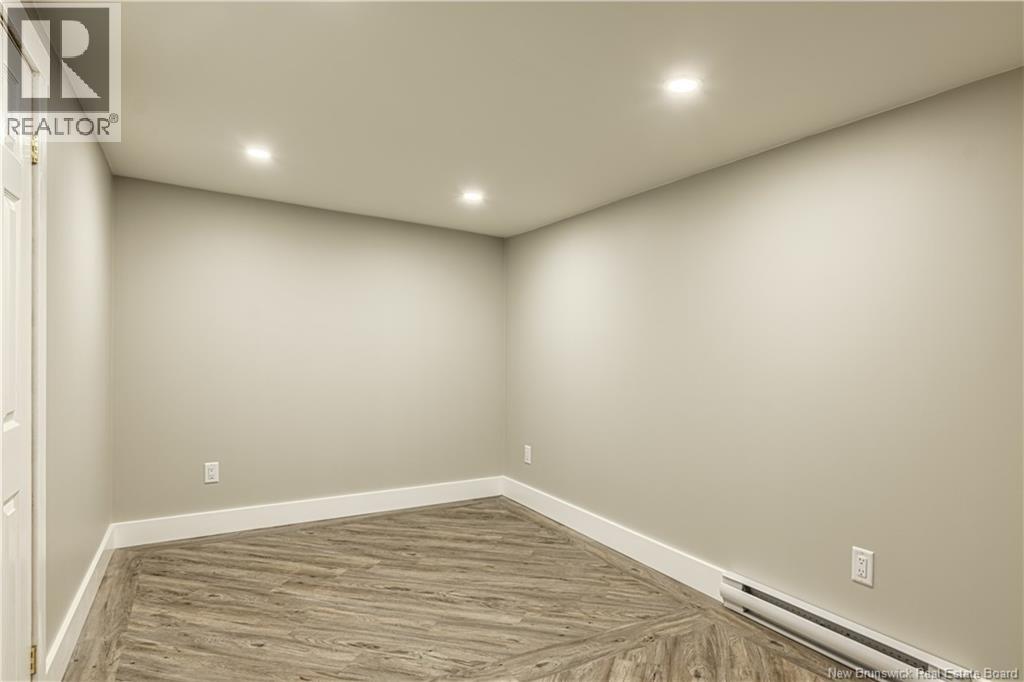 60 White Settlement Road - 24