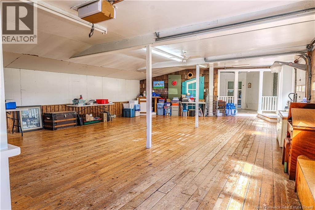 60 White Settlement Road - 36
