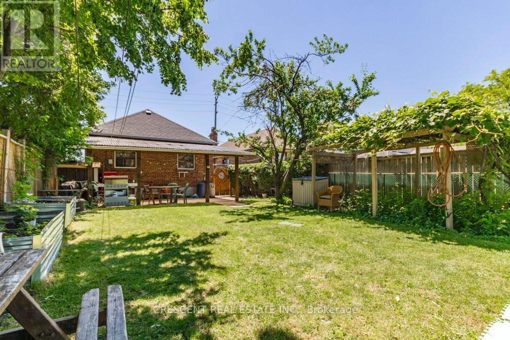 982 BRIAR HILL AVENUE - Image 41