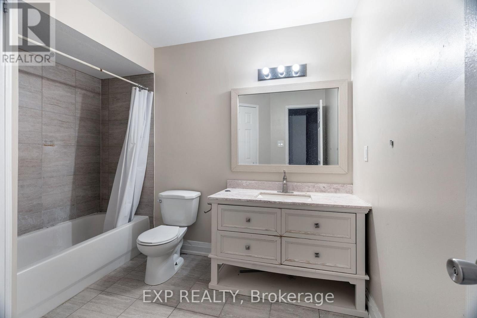 #45 200 CRESTHAVEN ROAD - 12