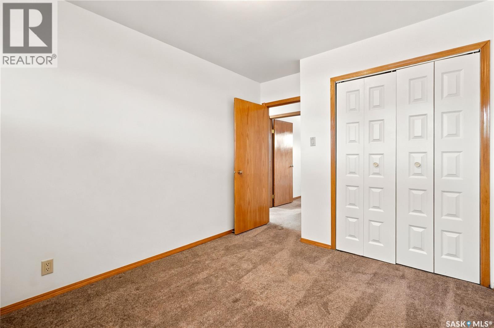 3326 4th AVENUE N - Image 25