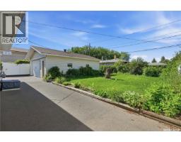 3326 4th Avenue N, Regina, SK S4R0V6 Photo 39