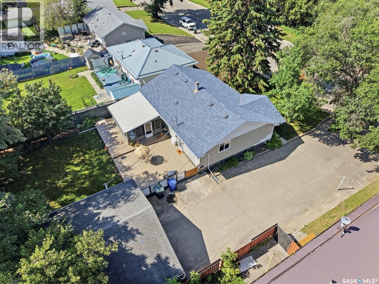 767 22nd STREET E - Image 41
