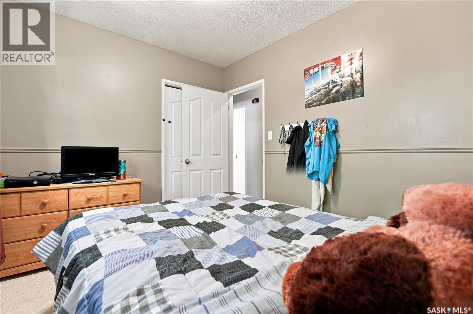 342 Aspon AVENUE - 26