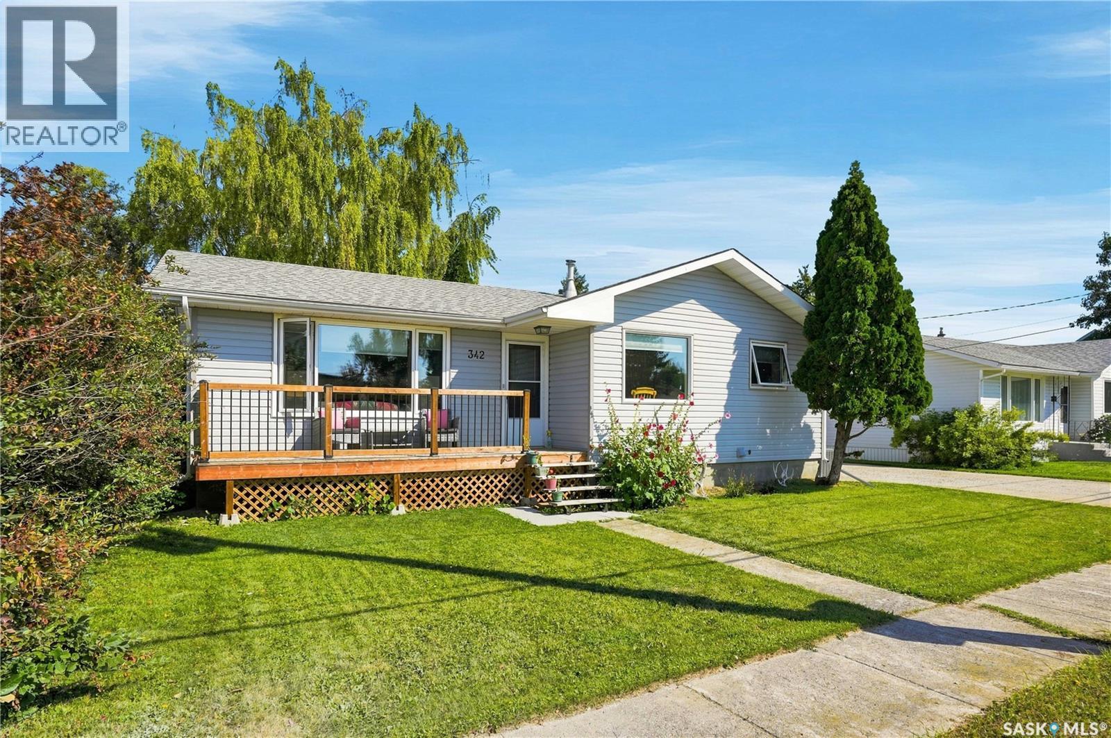 342 Aspon AVENUE - 3