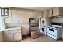 647 Robinson Street, Regina, SK S4T2L9 Photo 12