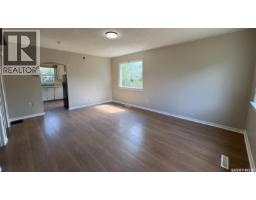 647 Robinson Street, Regina, SK S4T2L9 Photo 6