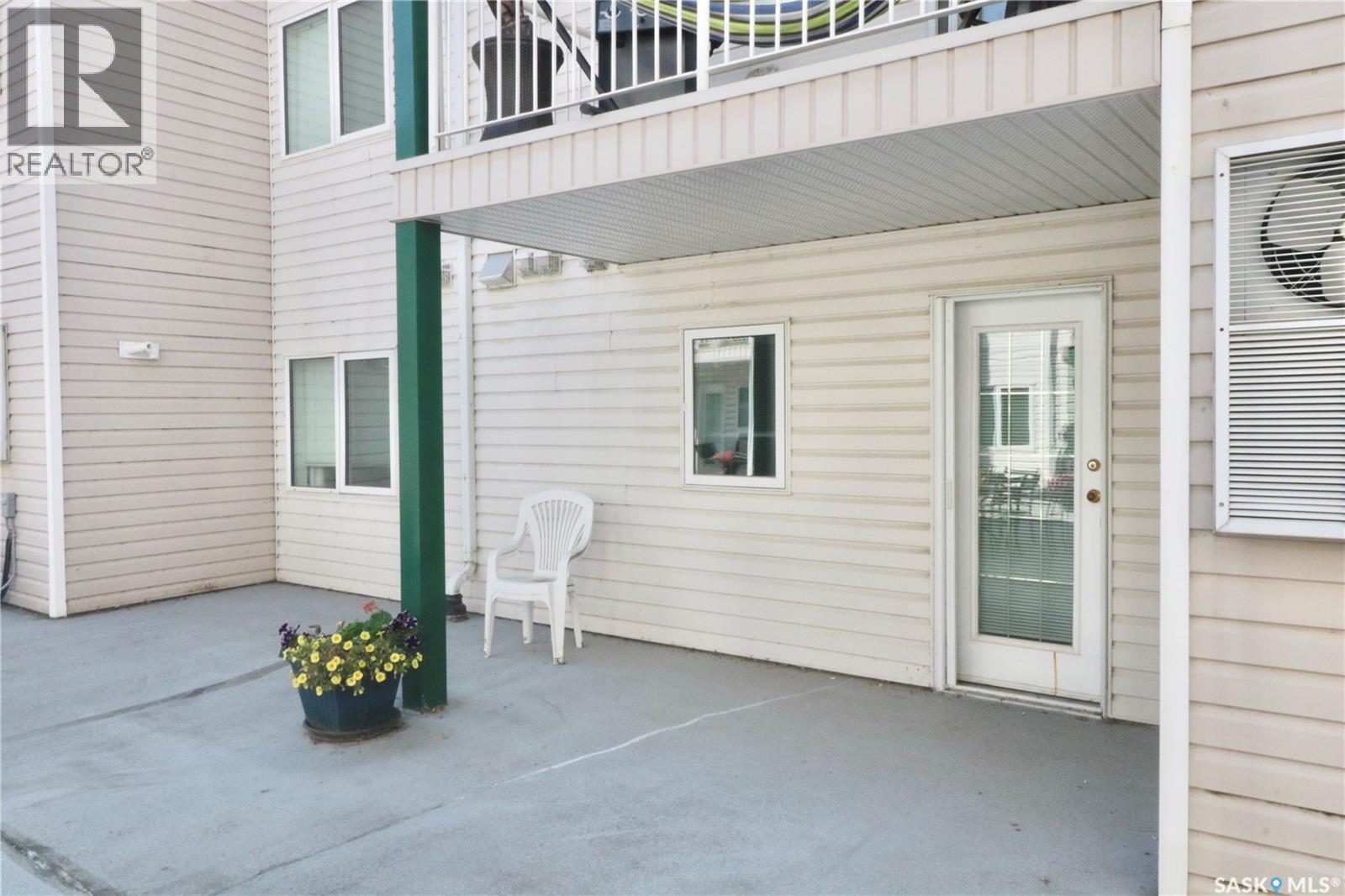 #209 2203 ANGUS STREET - 4