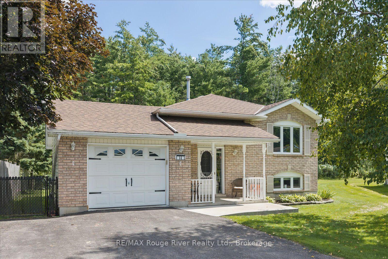 32 SOUTH MALONEY STREET - 1
