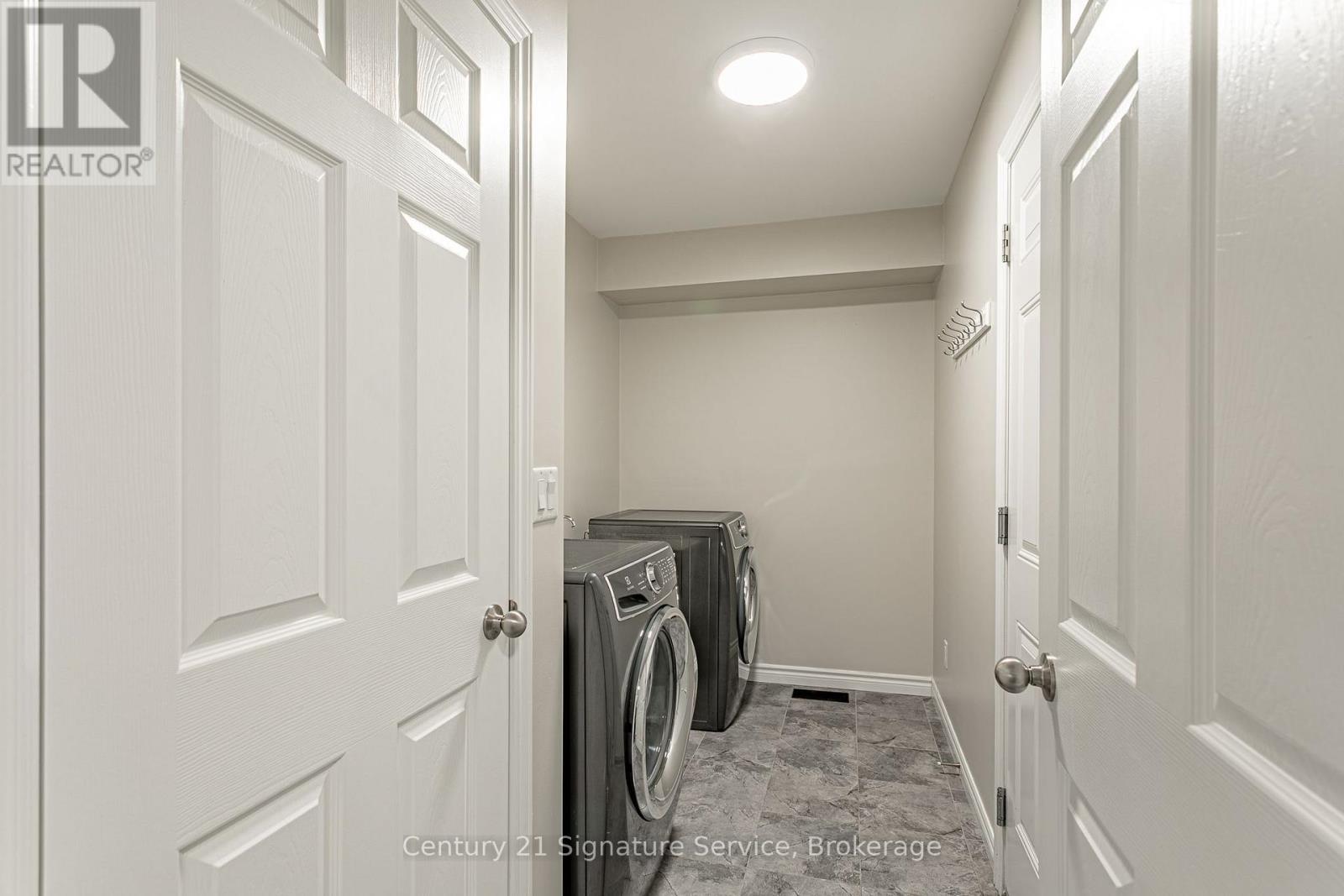 27 FREER DRIVE - Image 10