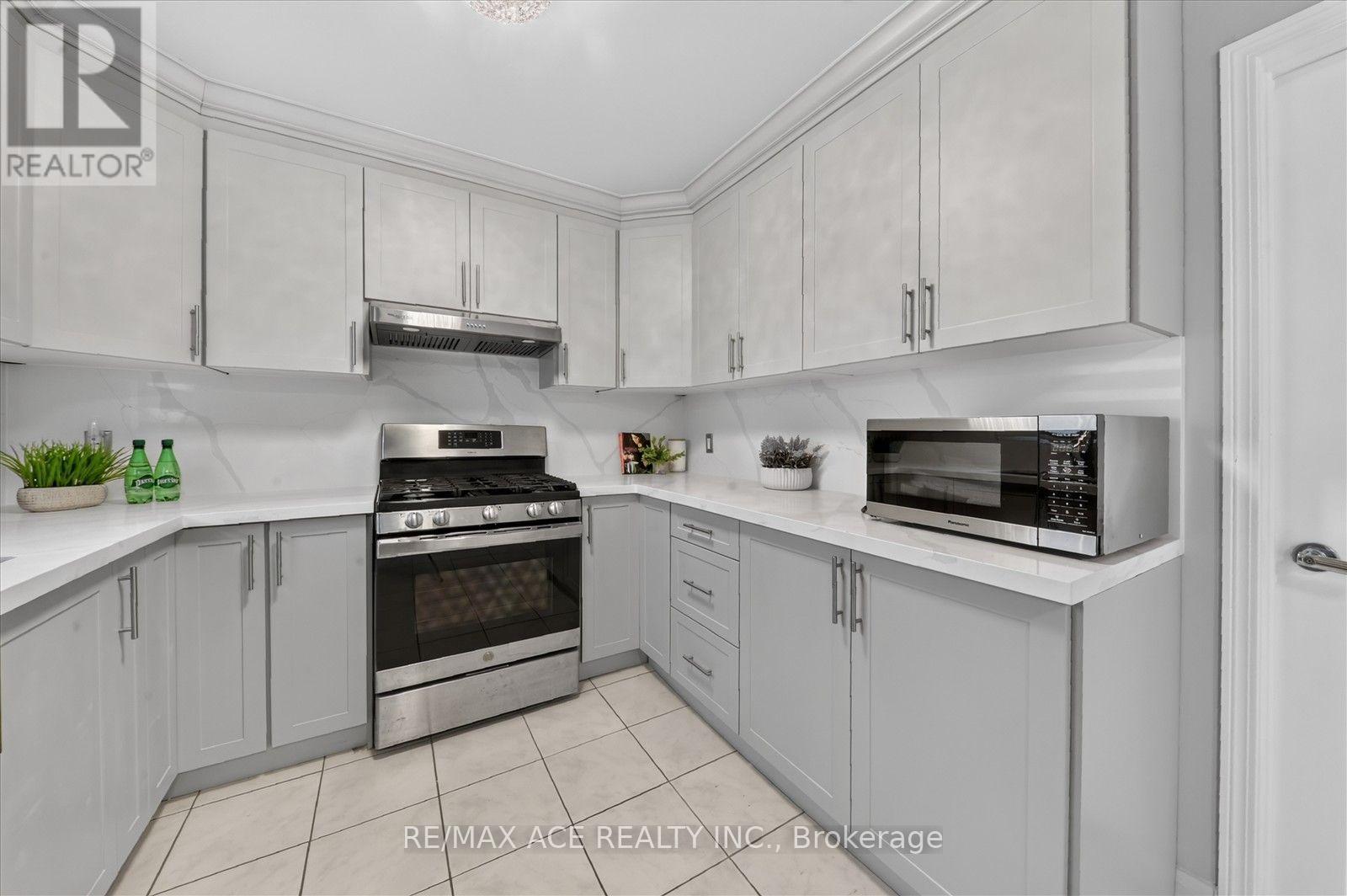 31 VEGA CRESCENT - Image 17