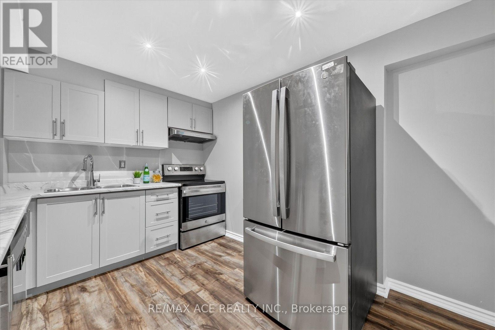 31 VEGA CRESCENT - Image 36