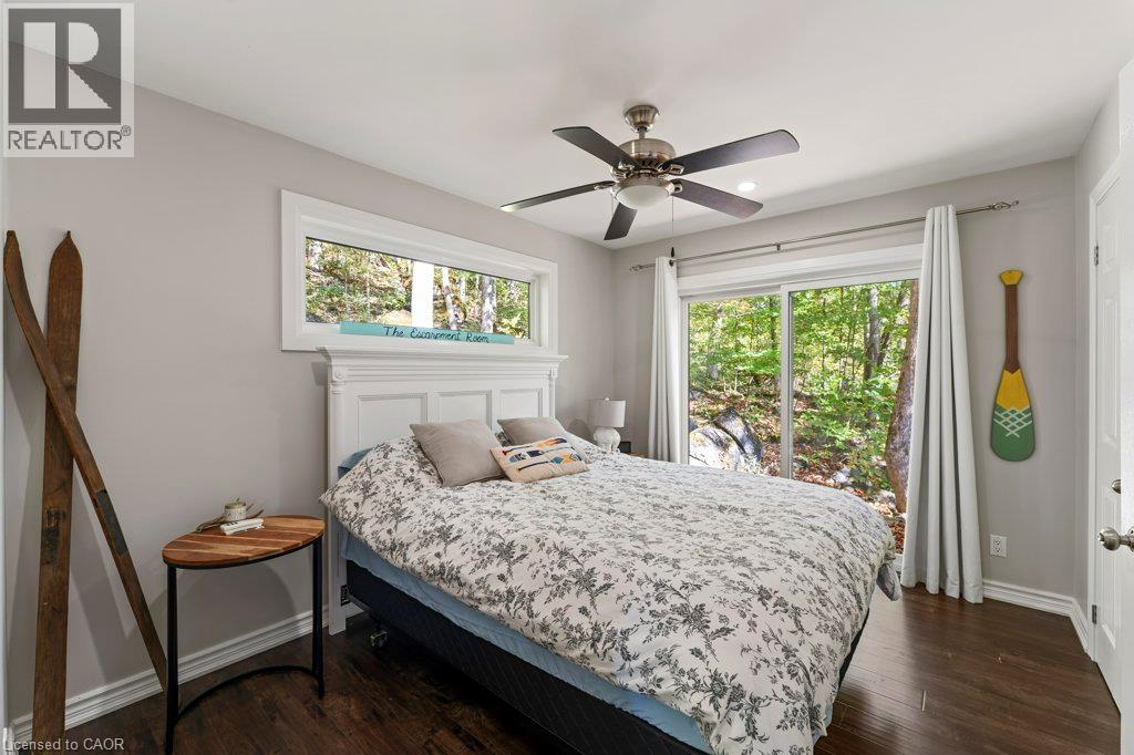 8 15TH Avenue - 27
