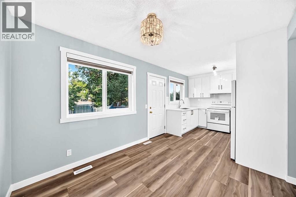 77 Martinbrook Road NE - 11