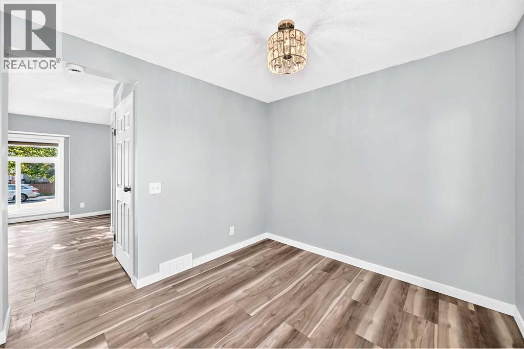 77 Martinbrook Road NE - 13